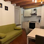 Apartment Houseberg Quarenghi Sx *