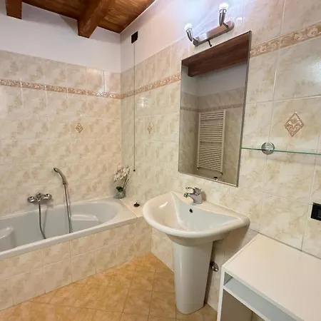 Houseberg Quarenghi Sx 아파트 베르가모