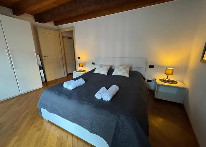 Houseberg Quarenghi Sx Apartmán *